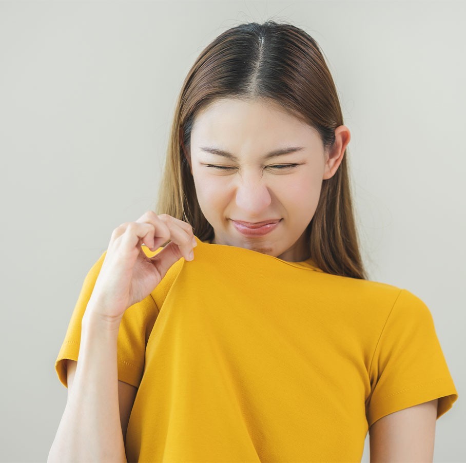 geur uit kleding verwijderen met azijn