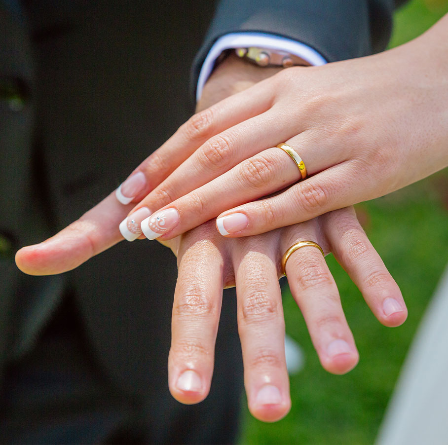 gouden sieraden schoon met azijn